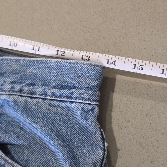 Eddie Bauer High Waisted Relaxed Straight Leg Light Wash Denim Jeans Size 10 - Picture 7 of 9